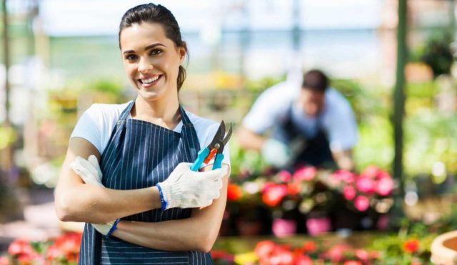 gardening-business-female-gardener