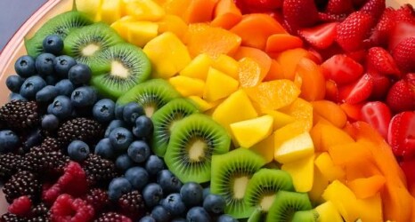 Meyvelerin Tüm Vitamini Gerçekten Kabuğunda mı? Gerçekler ve Mitler